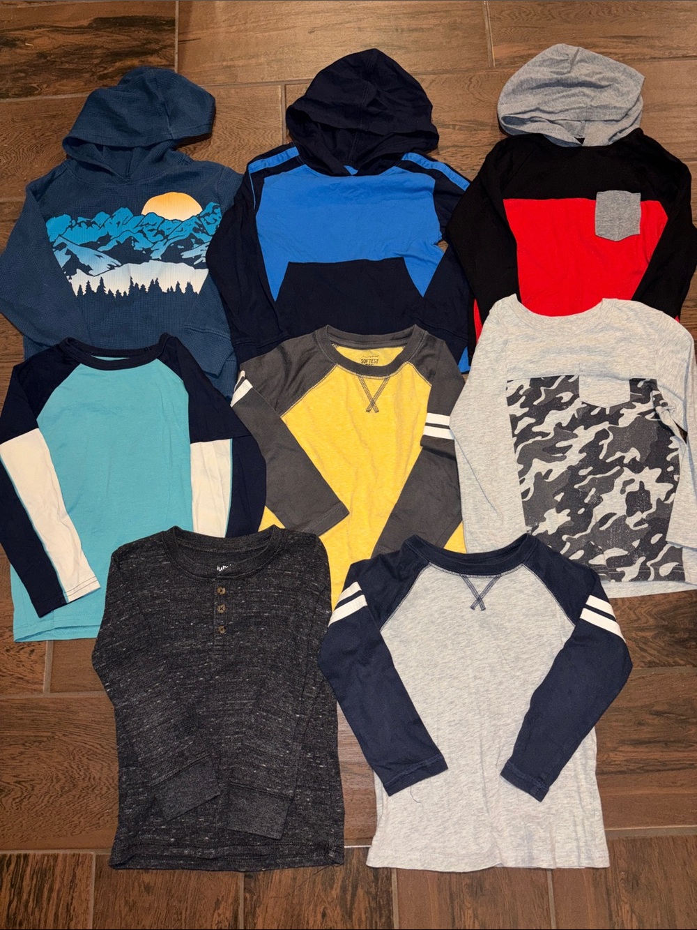 Size 4/4T Boys Assortment of  Long Sleeve & Hoodie Tops
